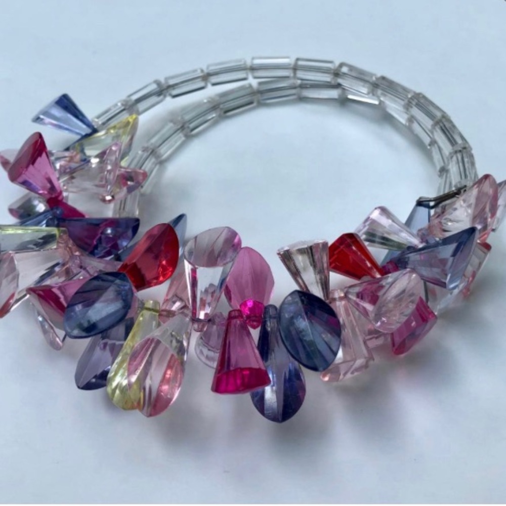 Vintage Acrylic Choker necklace